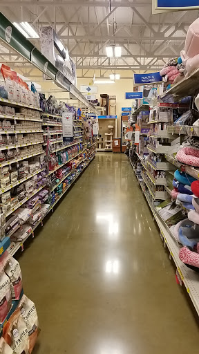 Pet Supply Store «PetSmart», reviews and photos, 2141 N Rose Ave, Oxnard, CA 93036, USA