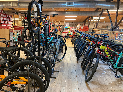 Outdoor Sports Store «Cumberland Transit», reviews and photos, 2807 West End Ave, Nashville, TN 37203, USA