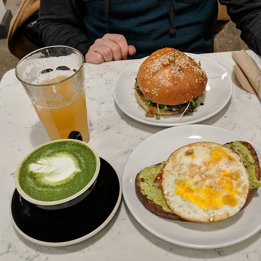 New American Restaurant «Moss Café», reviews and photos, 3260 Johnson Ave, Bronx, NY 10463, USA