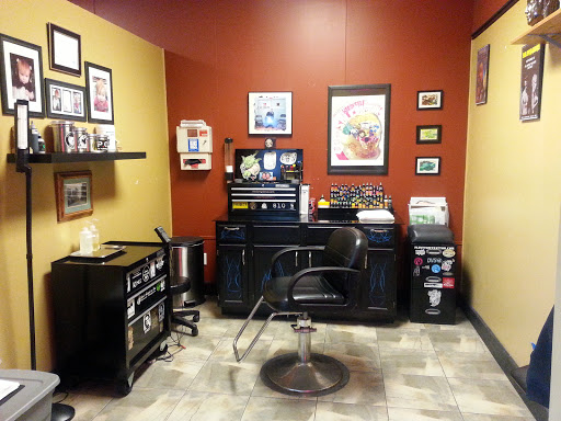 Tattoo Shop «Electric Chair Tattoo», reviews and photos, 4367 Miller Rd, Flint, MI 48507, USA