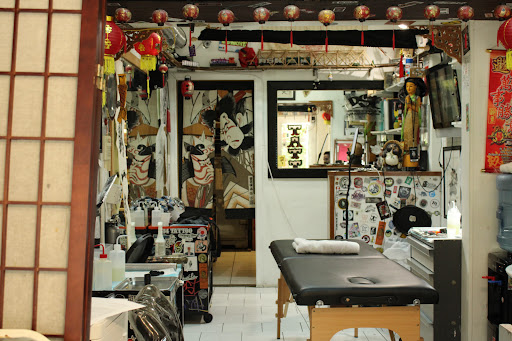 Explore origami tattoo ideas, creative tattoo ideas in Honolulu, available at 434 TATTOO WAIKIKI