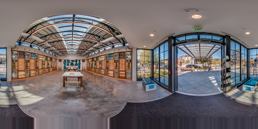 Optician «Warby Parker», reviews and photos, 2619 NE University Village St, Seattle, WA 98105, USA