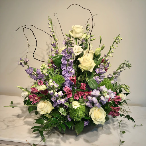 Florist «Tara Florist Twelve Oaks», reviews and photos, 2309 Lakeshore Dr, St Joseph, MI 49085, USA