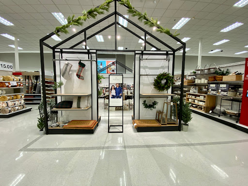 Department Store «Target», reviews and photos, 1135 Woodstock Rd, Roswell, GA 30075, USA