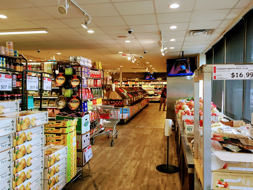 Korean Grocery Store «H Mart», reviews and photos, 3385 Milwaukee Ave, Northbrook, IL 60062, USA