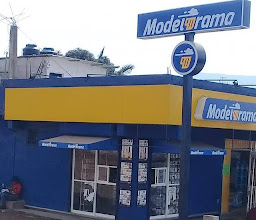 Modelorama - Pañuelo Rojo photo