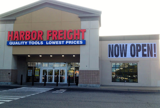 Harbor Freight Tools, 45150 Utica Park Blvd, Utica, MI 48315, USA, 