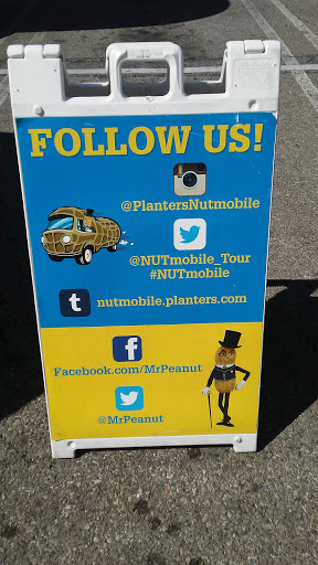 Shopping Mall «Rio Rancho Mall», reviews and photos, 2001 Garey Ave, Pomona, CA 91766, USA