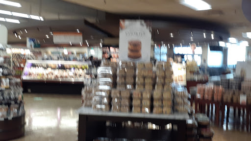 Grocery Store «Lunds & Byerlys Golden Valley», reviews and photos, 5725 Duluth St, Golden Valley, MN 55422, USA