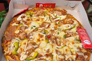 Pizza Laziz image