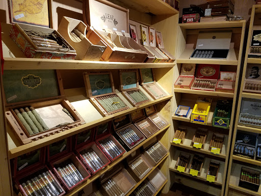 Cigar Shop «Perfecto Cigar Shop», reviews and photos, 3827 Bienville Blvd # 6, Ocean Springs, MS 39564, USA