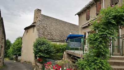 Église de la Nativité de la Sainte Vierge à Argences-en-Aubrac