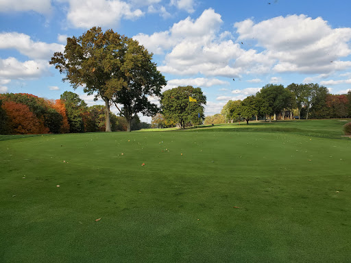 Golf Club «Green Oaks Country Club», reviews and photos, 5741 3rd St, Verona, PA 15147, USA
