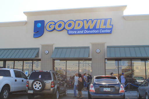 Thrift Store «San Luis Goodwill Retail Store & Donation Center», reviews and photos