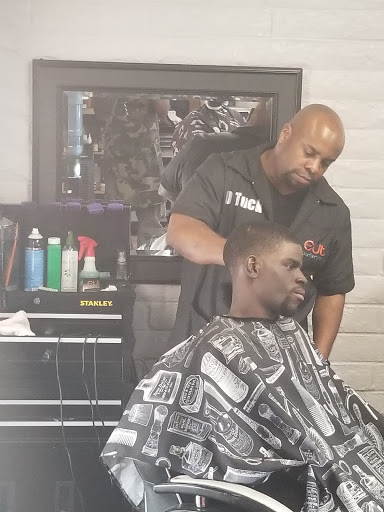 Barber Shop «The Cut Barbershop», reviews and photos, 19395 N John Wayne Pkwy, Maricopa, AZ 85139, USA