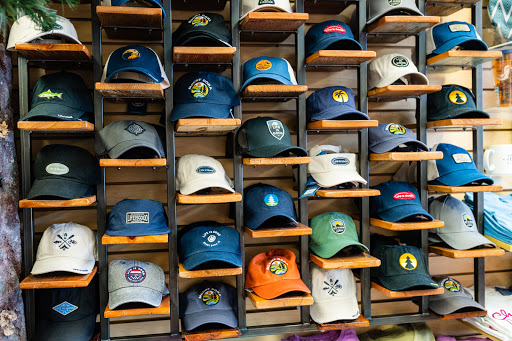 Clothing Store «Walk In the Woods», reviews and photos, 116 W 5th Ave, Mt Dora, FL 32757, USA