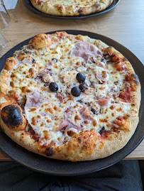 Plats et boissons du Pizzas à emporter Pizz’n Pan Avallon - n°8