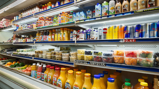 Liquor Store «The New York Market», reviews and photos, 693 W Waveland Ave, Chicago, IL 60613, USA