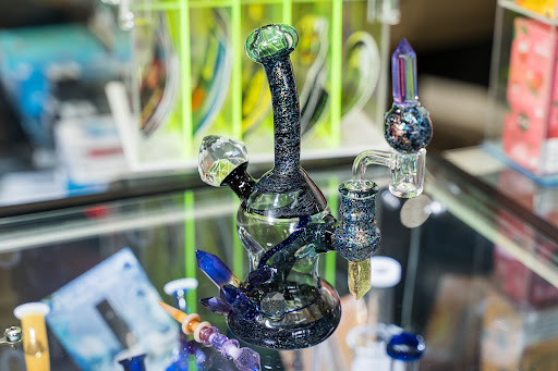 Tobacco Shop «Bear Smoke Smokeshop», reviews and photos, 4295 Browns Bridge Rd B, Cumming, GA 30041, USA