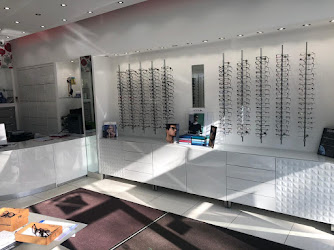 Realeyes The Eye Clinic - New Addington
