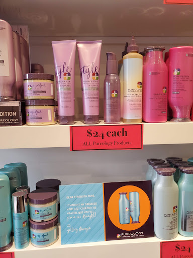 Day Spa «Avalon Salon», reviews and photos, 706 Main St NW, Elk River, MN 55330, USA