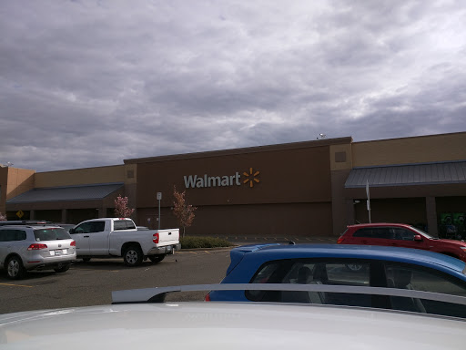 Department Store «Walmart Supercenter», reviews and photos, 3002 Stacy Allison Way, Woodburn, OR 97071, USA