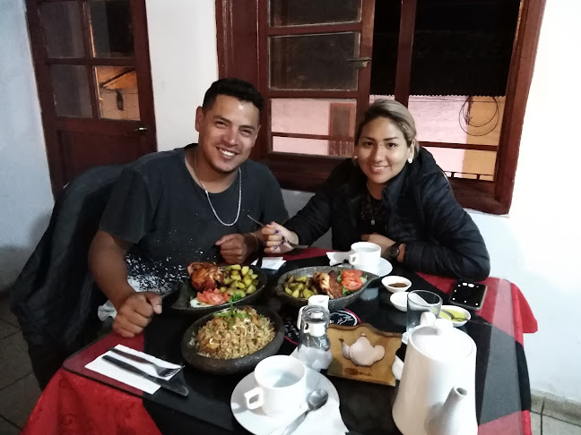 Opiniones de Restobar Lobo Luna Llena en Cajamarca - Restaurante