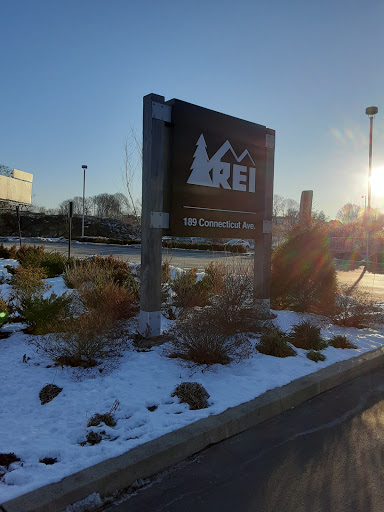 Camping Store «REI», reviews and photos, 189 Connecticut Ave, Norwalk, CT 06854, USA