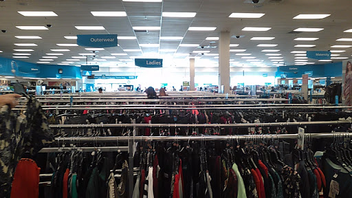 Clothing Store «Ross Dress for Less», reviews and photos, 2931 S 38th St, Tacoma, WA 98409, USA