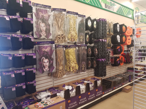 Dollar Store «Dollar Tree», reviews and photos, 8287 N Springboro Pike, Miamisburg, OH 45342, USA