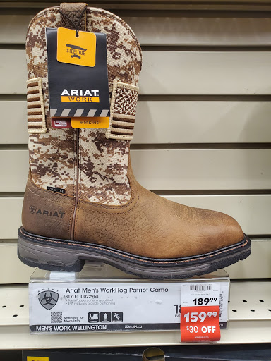 Sporting Goods Store «Academy Sports + Outdoors», reviews and photos, 3677 W Emporium Cir, Mesquite, TX 75150, USA