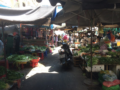 Chợ Nguyễn Hữu Hào