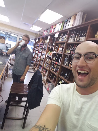 Liquor Store «Bin Q», reviews and photos, 3911 Perkins Rd, Baton Rouge, LA 70808, USA