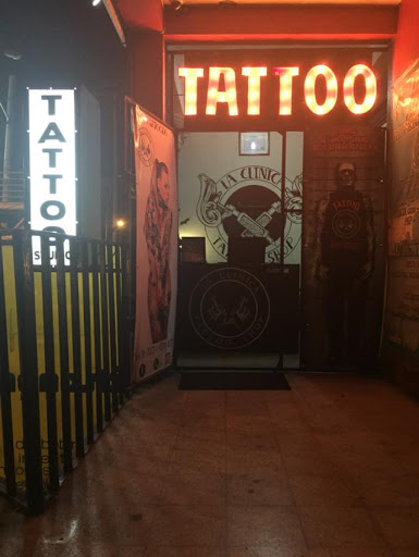 La Clinica Tattoo Shop