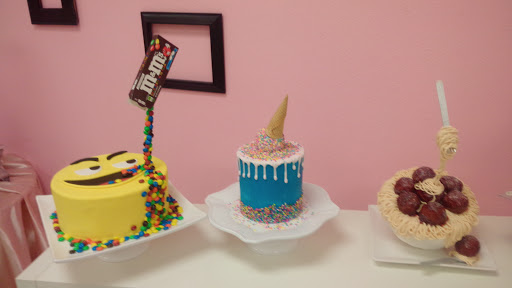 Bakery «The Exclusive Cake Shop», reviews and photos, 7015 Bandera Rd #14, San Antonio, TX 78238, USA