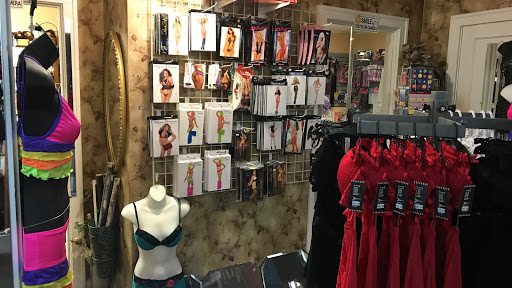 Lingerie Store «Black Lace Lingerie & Gifts», reviews and photos, 614 Baytree Rd, Valdosta, GA 31602, USA