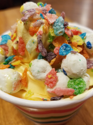 Frozen Yogurt Shop «Front Porch», reviews and photos, 3107 S Interstate 35 #770, Round Rock, TX 78664, USA