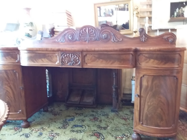 Reviews of O'Loughlins Antiques & Collectables in Timaru - Furniture store