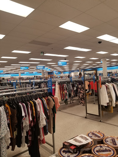 Clothing Store «Ross Dress for Less», reviews and photos, 5830 Kingstowne Center, Kingstowne, VA 22315, USA