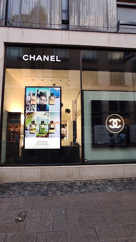en million balance Tung lastbil 8 anmeldelser af Chanel (Kosmetikbutik) i Bispebjerg (Hovedstaden)