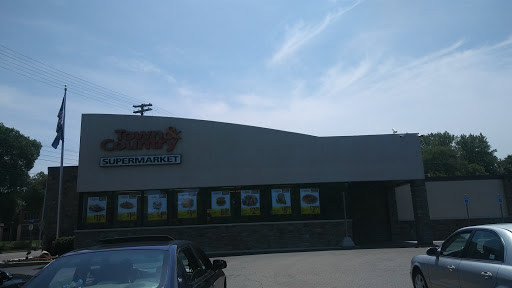 Meat Wholesaler «Town & Country Supermarket», reviews and photos, 1824 Portage Street, Kalamazoo, MI 49001, USA