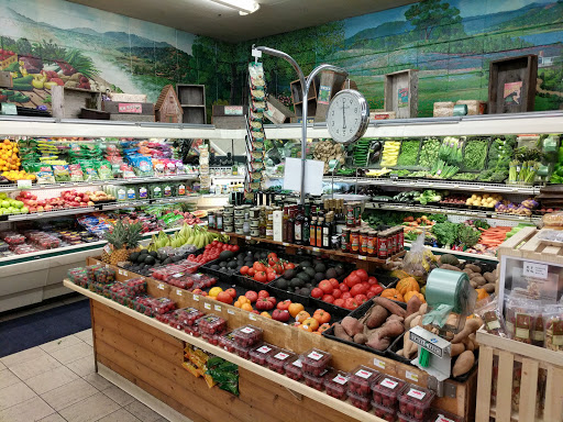 Grocery Store «Brunos Market & Deli», reviews and photos, Junipero St & 6th Ave, Carmel-By-The-Sea, CA 93923, USA