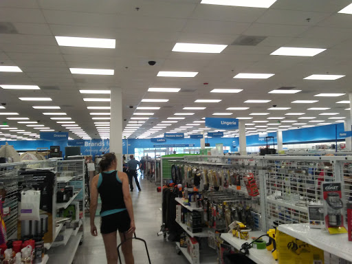 Clothing Store «Ross Dress for Less», reviews and photos, 21605 Village Lakes Shopping Center Dr, Land O Lakes, FL 34639, USA