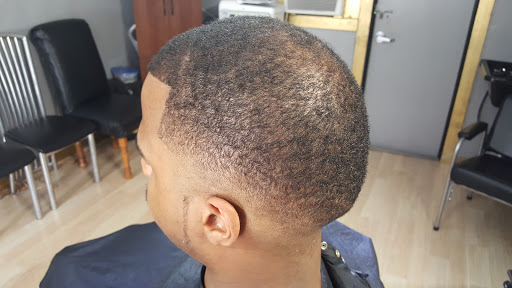 Barber Shop «Pro-Kutz Barbershop LLC.», reviews and photos, 7220 Edgewater Dr, Lockhart, FL 32810, USA