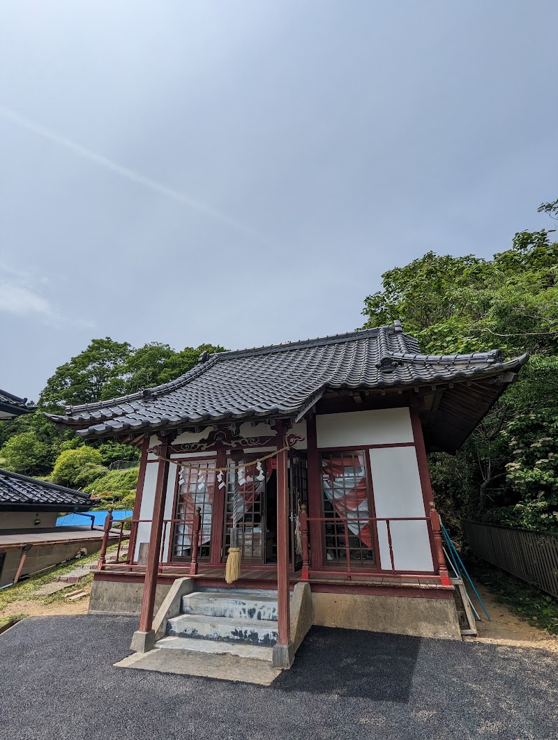 深山神社