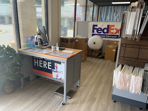 Print Shop «Copico», reviews and photos, 2815 Godwin Blvd Suite L, Suffolk, VA 23434, USA