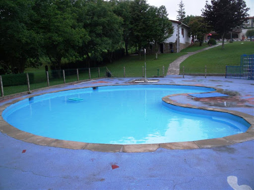 Piscinas Municipales Aia