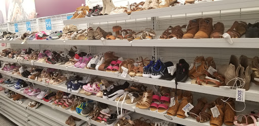 Clothing Store «Ross Dress for Less», reviews and photos, 3129 Market Center Drive, Morrisville, NC 27560, USA