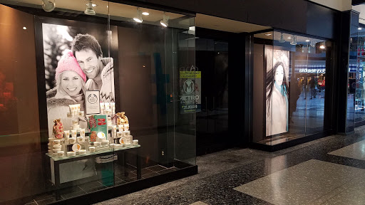 Shopping Mall «The Shops at Liberty Place», reviews and photos, 1625 Chestnut St, Philadelphia, PA 19103, USA