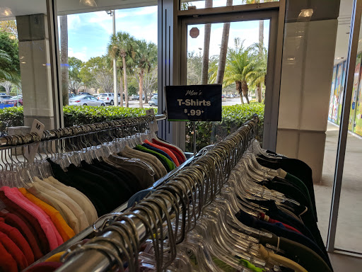 Thrift Store «Goodwill Superstore», reviews and photos, 18221 Pines Blvd, Pembroke Pines, FL 33029, USA